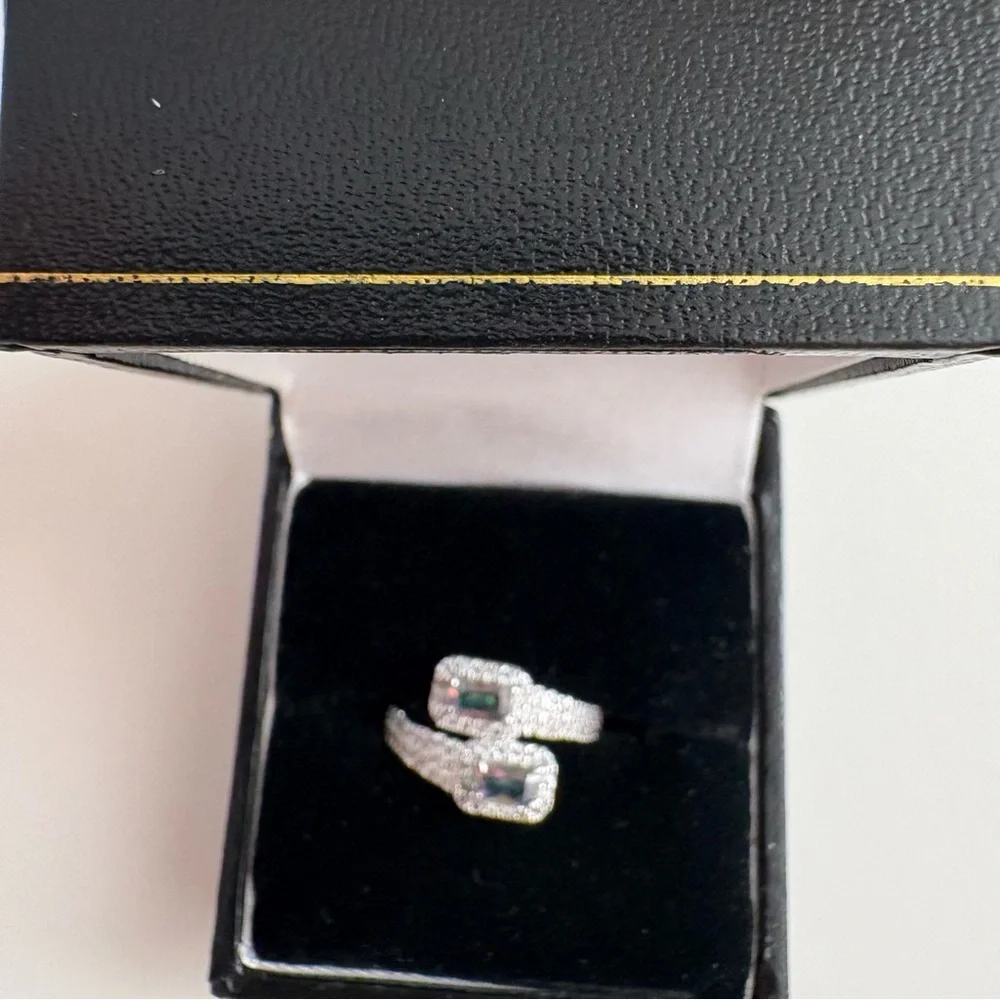 Bomb Party June25 Kids Ring 88003K Alexandrite Rhodium Plating